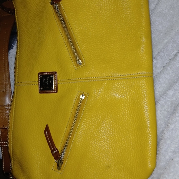 Dooney&bourke purse - Picture 1 of 5